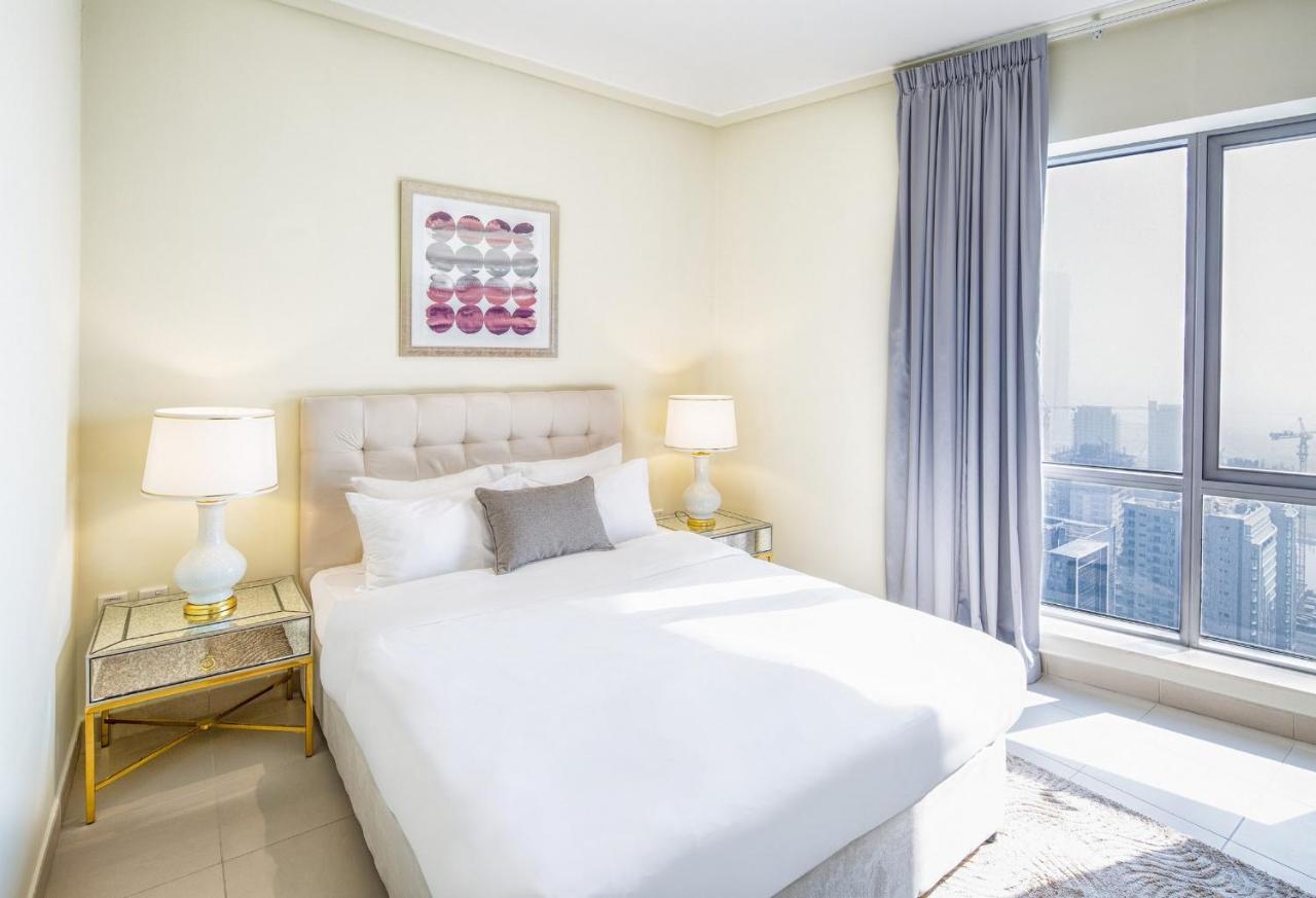 Nasma Luxury Stays - Fantastic Burj Khalifa View From This Fancy Condo Dubai Exteriör bild