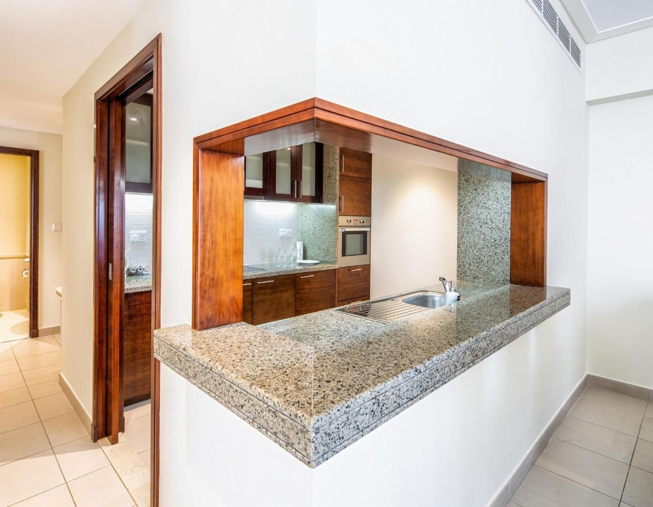 Nasma Luxury Stays - Fantastic Burj Khalifa View From This Fancy Condo Dubai Exteriör bild